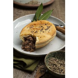 VILI'S STEAK AND PEPPERCORN PIE 12 X 160GM